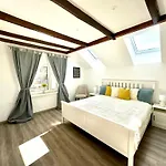 New Sunny 3-room With A Terrace ليوبليانا