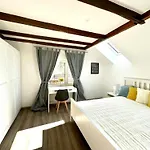 Apartma New Sunny 3-room With A Terrace