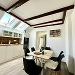 Apartma New Sunny 3-room With A Terrace *