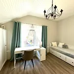 شقة New Sunny 3-room With A Terrace