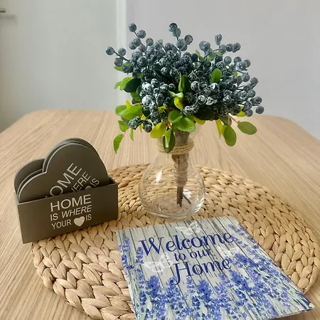 Sunny 3-room With A Terrace * Lubiana