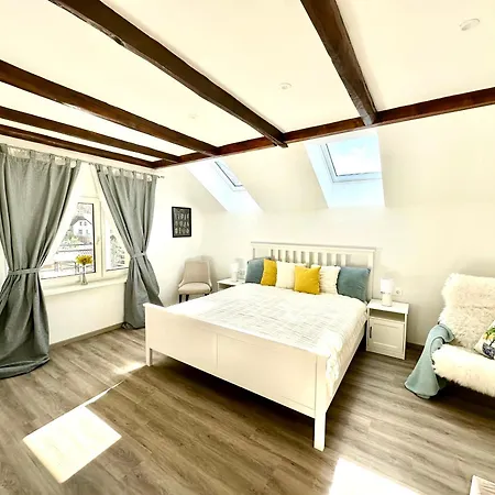 דירה New Sunny 3-room With Parking And Air Conditioning