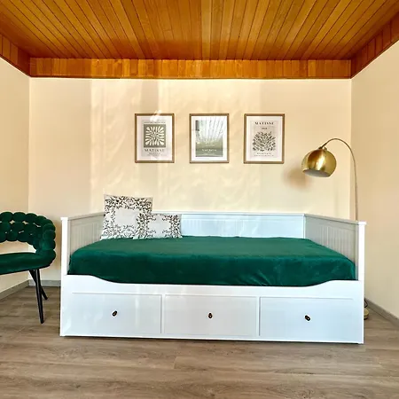 דירה New Sunny 3-room With Parking And Air Conditioning