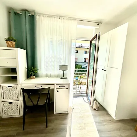 דירה New Sunny 3-room With Parking And Air Conditioning *