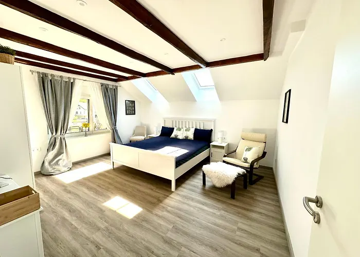 شقة Sunny 3-room With A Terrace