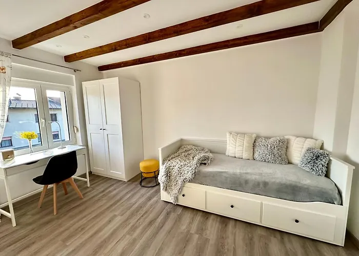 公寓 Sunny 3-room With A Terrace *